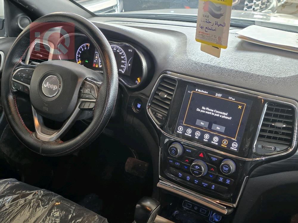 جيب جراند شيروكي